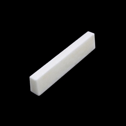 AllParts BN-0204-000 Allparts Slant Cut Bone Nut Blank
Bone nut blank 2-1/16" x 3/8" x 1/4" slant cut.