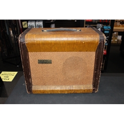 Silvertone Model 1331 8-Watt 1x8 Guitar Combo