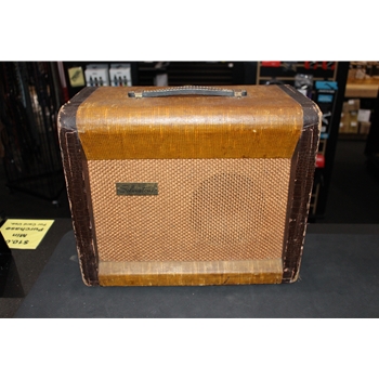 Silvertone Model 1331 8-Watt 1x8 Guitar Combo
