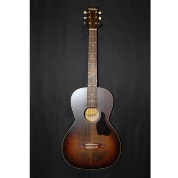 Art & Lutherie Roadhouse Parlor Acoustic-Electric Guitar Bourbon Burst USED